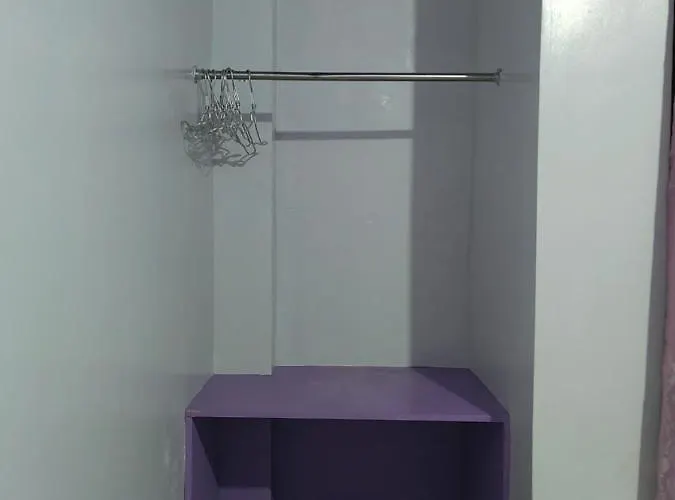 Budget King Room